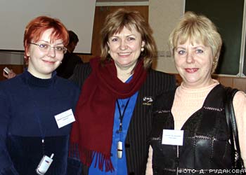 Е.Н.Ястребцева (в центре) с участниками тренинга