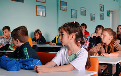 В ОмГПУ открылась Летняя естественнонаучная школа для школьников