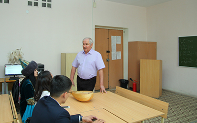 М.П. Лапчик на встрече с магистрантами из Казахстана
