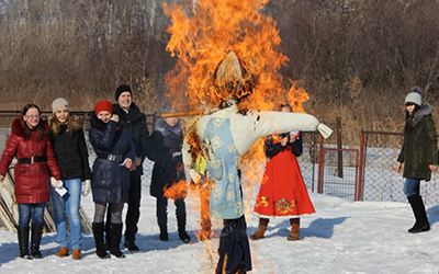 Сжигание чучела