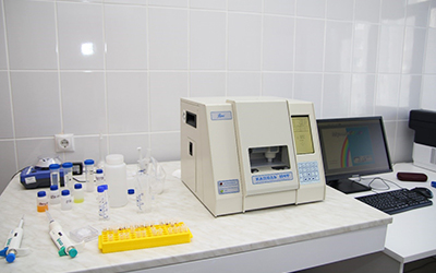 Система капиллярного электрофореза «Капель 104 Т» предназначена для анализа катионного и анионного состава объектов окружающей среды