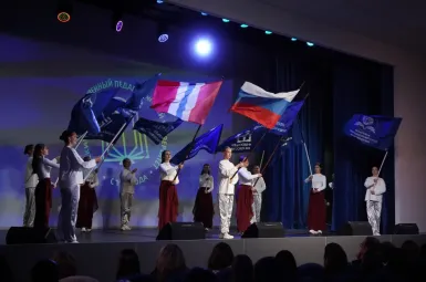 Студенты